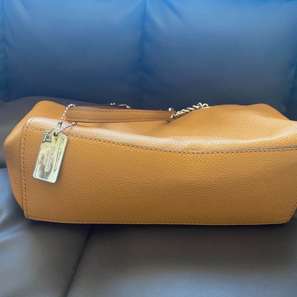 New Coach bag - Picture 3 of 6